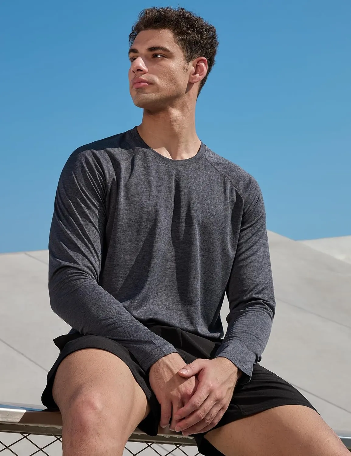 Men's Active Casual Long Sleeve Shirts Lightweight Dry Fit Workout Running Athletic Comfortable T-Shirts
